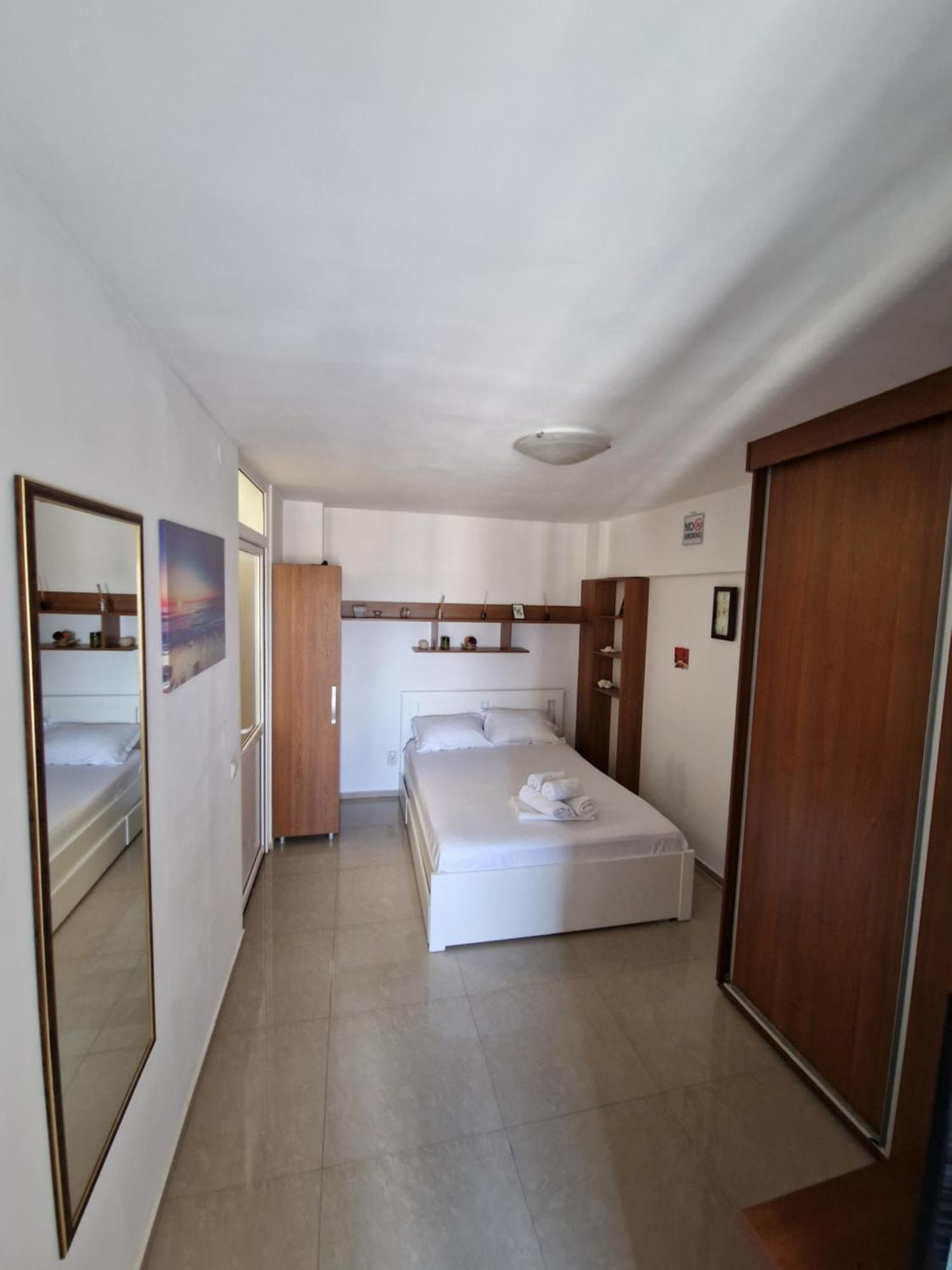 Nikolasstudiocenter Ploieşti Extérieur photo